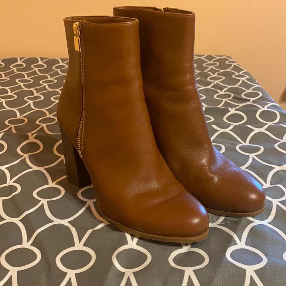 Michael Kors boots leather tan
